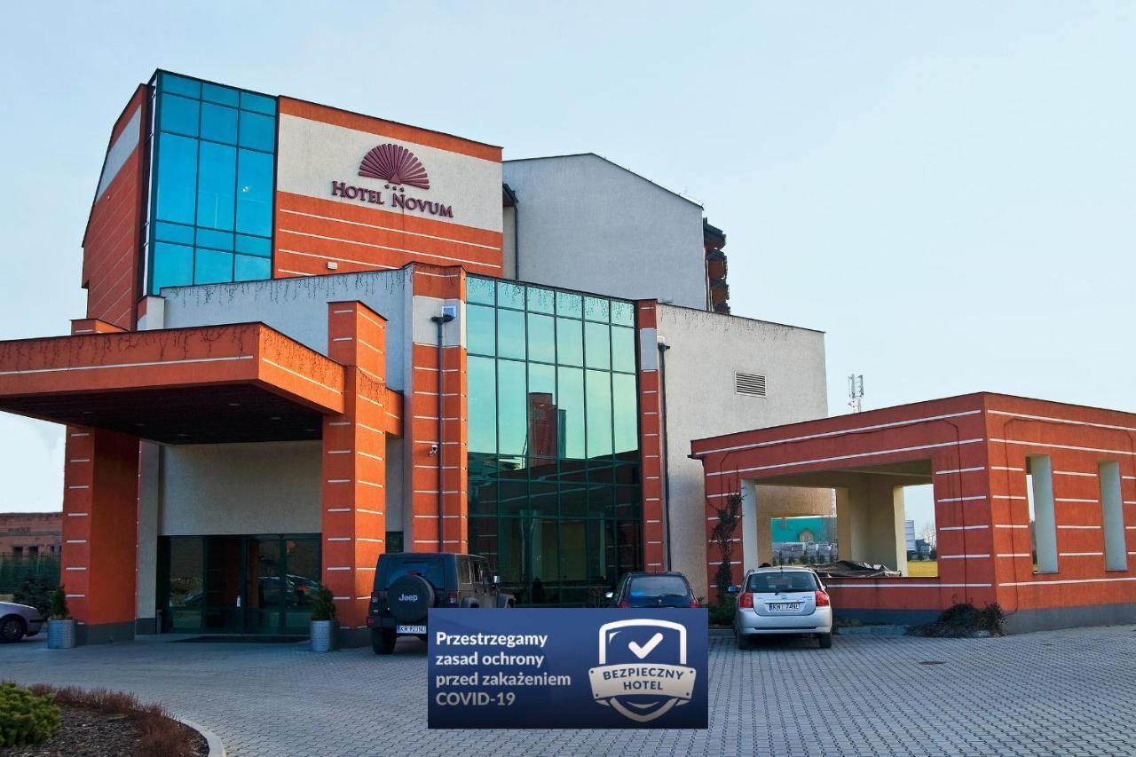 Hotel Novum & Spa Niepołomice Esterno foto